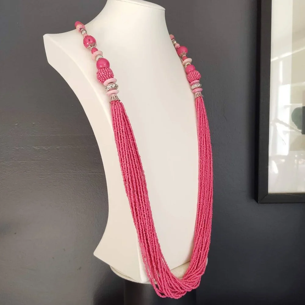 Vintage seed bead, silver and bead necklace